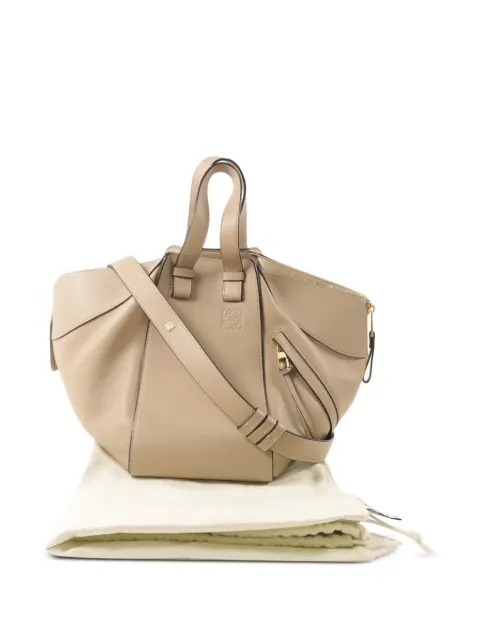 Loewe Pre-Owned Hammock leather shoulder bag Neutrals MEDIUMHAMMOCK