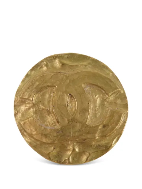 CHANEL Pre-Owned CC medallion brooch Gold 94A