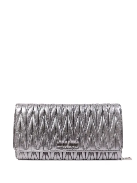 Miu Miu Pre-Owned quilted leather wallet Silver LONGWALLET