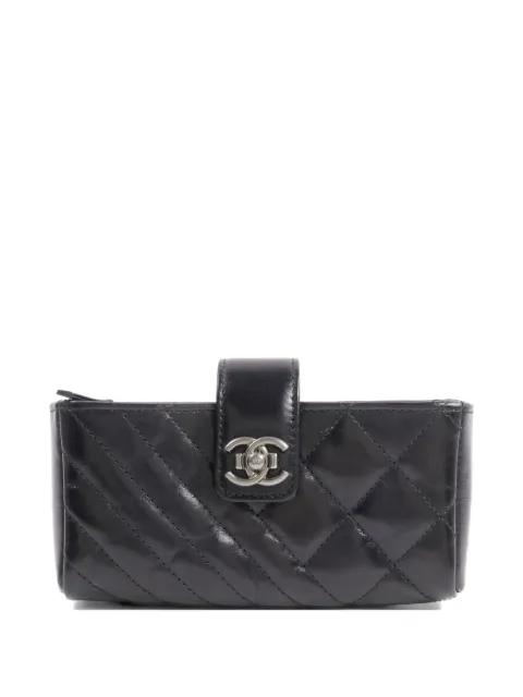 CHANEL Pre-Owned CC quilted phone pouch Black CCOMINIPHONEPOUCH