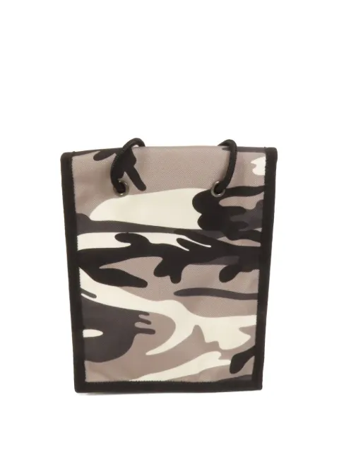 Balenciaga Pre-Owned camouflage-print shoulder bag Black 532298