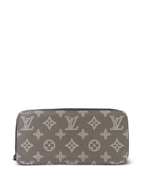 Louis Vuitton Pre-Owned Monogram Shadow zipper wallet Green M27178