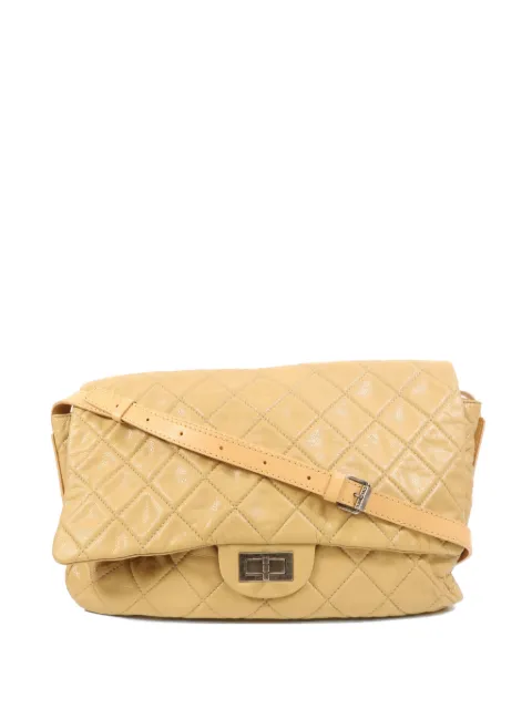 CHANEL Pre-Owned quilted CC turn-lock shoulder bag Neutrals MESSERGERBAG