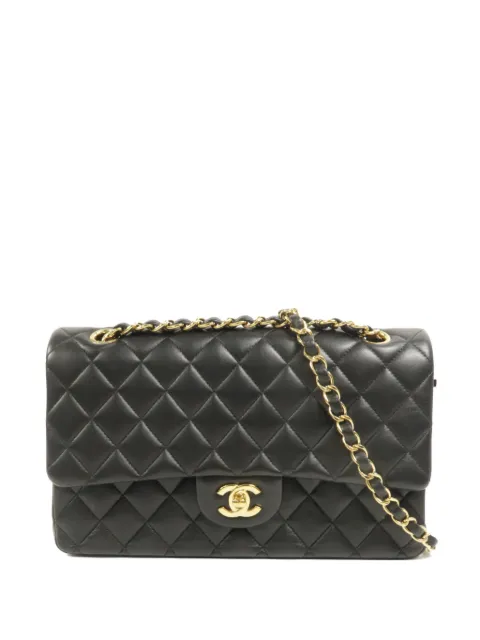 CHANEL Pre-Owned 25 Classic Flap quilted CC turn-lock shoulder bag Black CLASSIC25