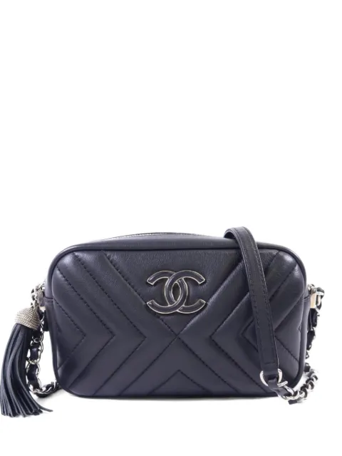 CHANEL Pre-Owned CC Camera chevron-quilted shoulder bag Black CAMERABAG