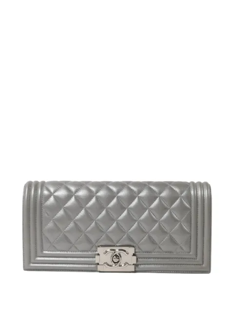 CHANEL Pre-Owned Boy quilted clutch bag Grey BOYCLUTCH