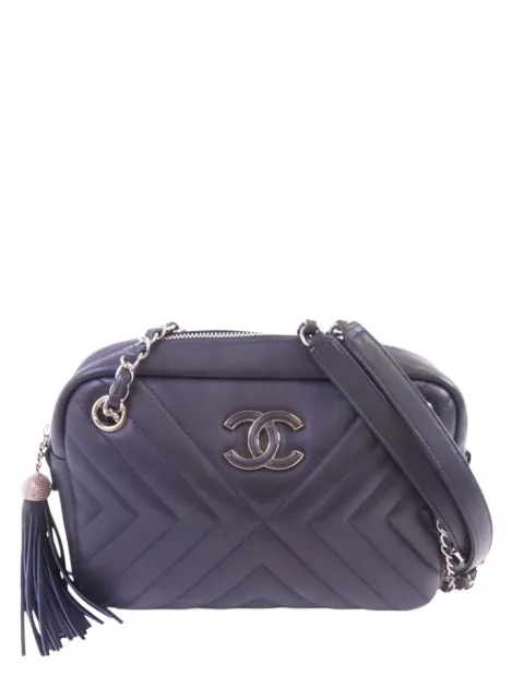 CHANEL Pre-Owned Camera CC-logo chevron-quilted shoulder bag Blue CHEVRONCAMERABAG