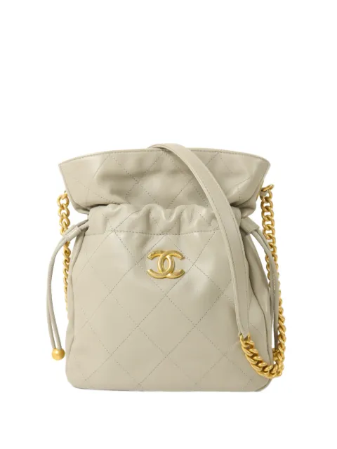 CHANEL Pre-Owned CC diamond-quilting shoulder bag Neutrals SHOULDERBAG