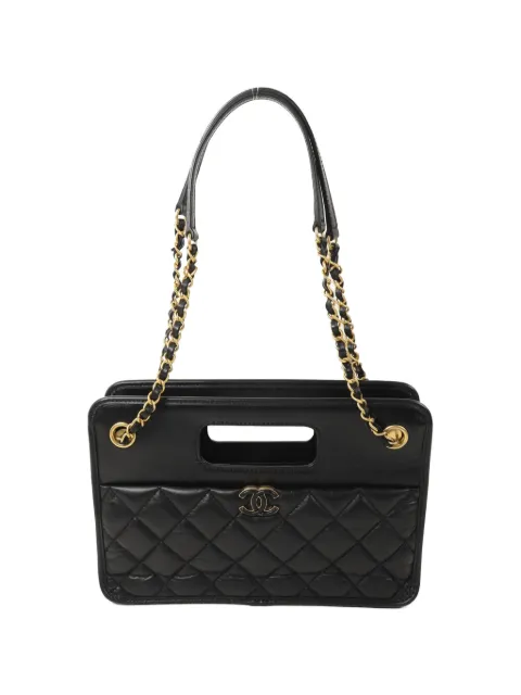CHANEL Pre-Owned 23S Graphic Catch shoulder bag Black 23SGRAPHICCATCHSMALLSHOPPINGBAG