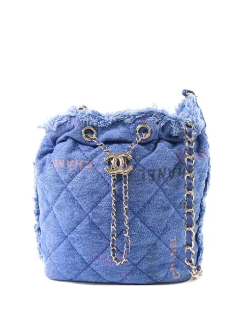 CHANEL Pre-Owned CC diamond-quilted bucket bag Blue DENIMBUCKET