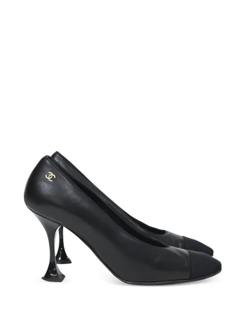 CHANEL Pre-Owned Interlocking CC sculptured heel pumps Black NAPPUHKSH420607W