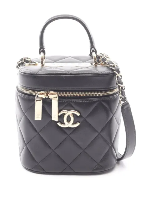 CHANEL Pre-Owned 2020 Quilted Lambskin Trendy CC Case vanity bag Black J8BRMD8SVMXWP25Q