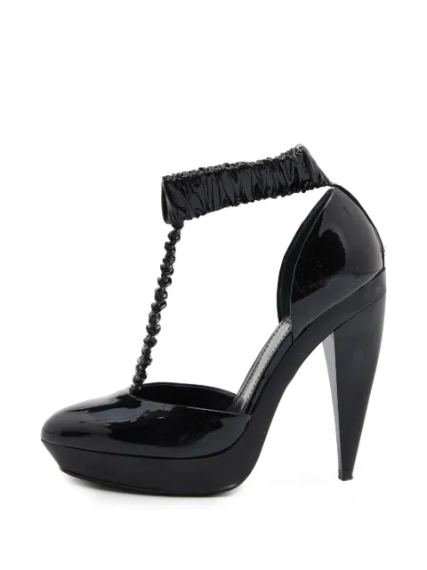 Burberry Pre-Owned Burberry Black Patent Leather Pleated T Strap Pumps Black 816153