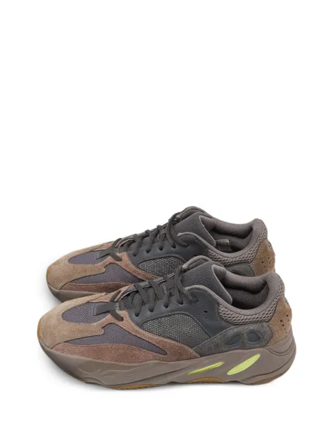adidas Yeezy 700 V2 lace-up suede sneakers Grey 955520