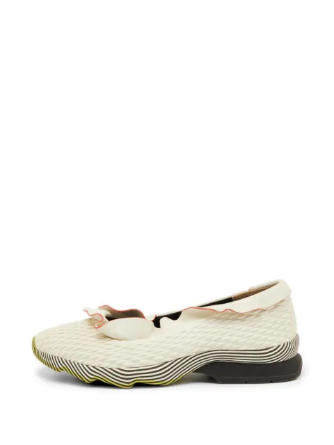 Valentino Garavani Pre-Owned ruffle-trim leather sneakers Neutrals 1251282