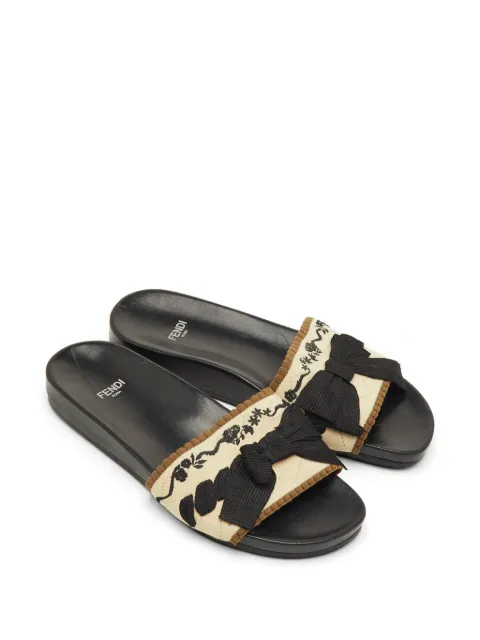 Fendi Pre-Owned bow-tie knit sandals Neutrals 1295838