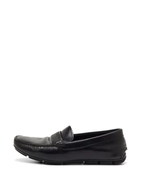 Prada Pre-Owned leather loafers Black 1242999