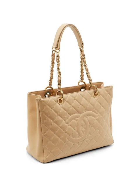 CHANEL Pre-Owned 2013 - 2014 large diamond-quilted caviar tote bag Neutrals 1302448