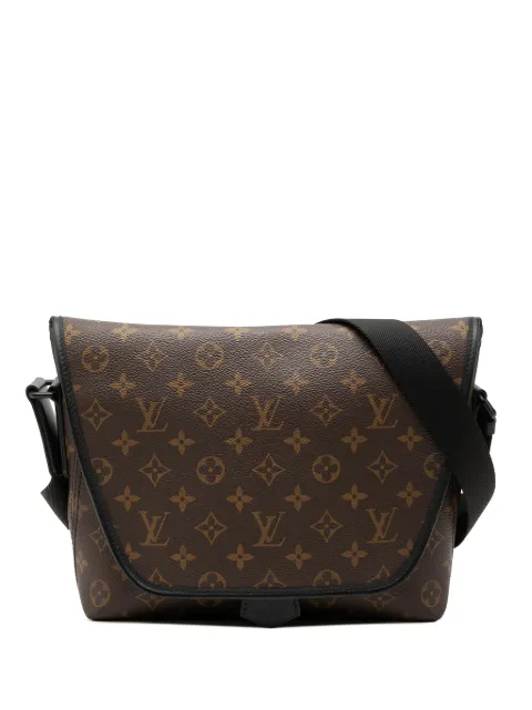 Louis Vuitton Pre-Owned 2020 Monogram Macassar Magnetic Messenger crossbody bag Brown RIZ8MZAWMF9L9D05