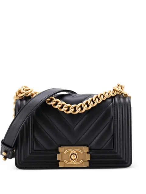 CHANEL Pre-Owned Boy Flap Bag Chevron Lambskin Small shoulder bag Black 0WFSDWWUQKQMGE1K