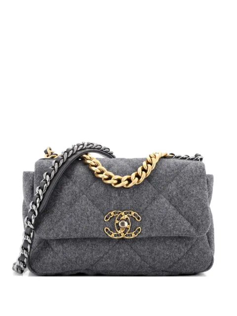 CHANEL Pre-Owned 19 Flap Bag Quilted Wool Medium shoulder bag Grey CWBX0CZGFXTNQJUC