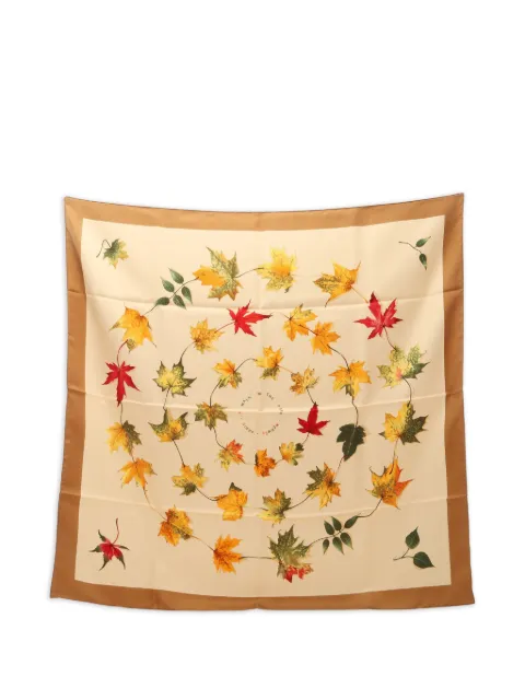 Hermès Pre-Owned 2010s Carré 90 A Walk in the Park scarf Neutrals 1060335