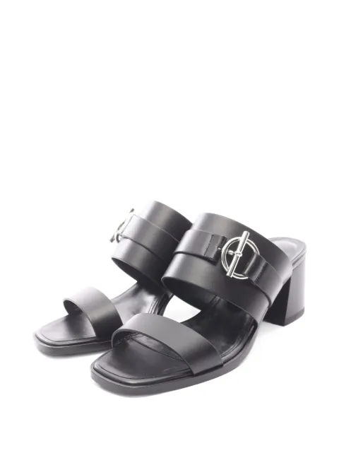 Hermès Pre-Owned Cute 60 black buckled sandals Black 1053889