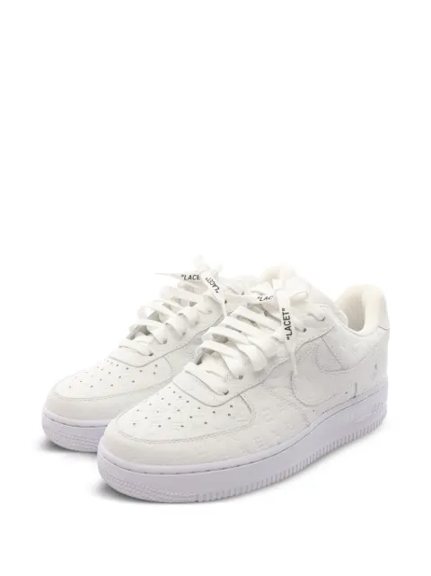 Louis Vuitton Pre-Owned 2022 x Nike Air Force 1 Monogram low-top sneakers White 1061317LD0292