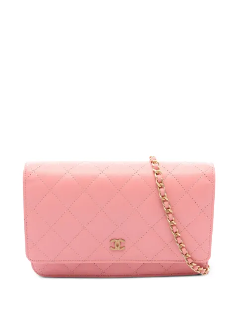 CHANEL Pre-Owned 2019 Matelasse chain wallet Pink 107377527753220