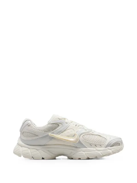 Nike V5 RNR mesh-panel sneakers White IQ0276