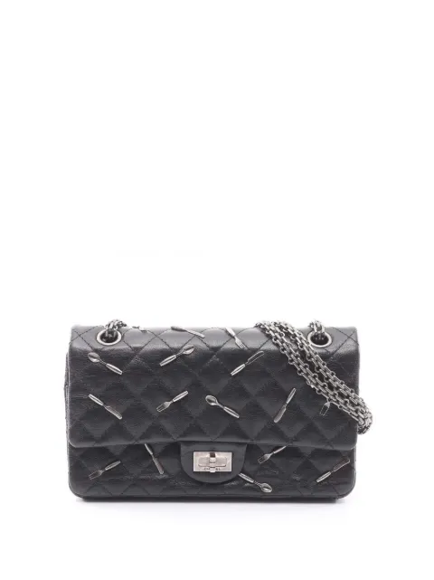CHANEL Pre-Owned 2015-2016 Brasserie Charms Reissue 225 Flap Bag shoulder bag Black BXYA6D3T0NC9LKN6