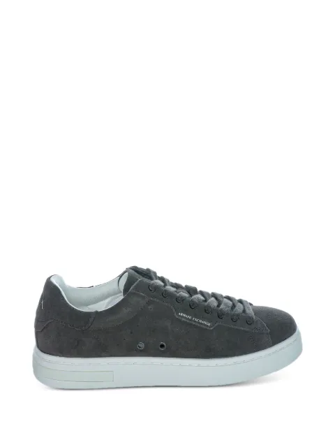 Armani Exchange logo-print suede sneakers Black XM002617AF1968S6318