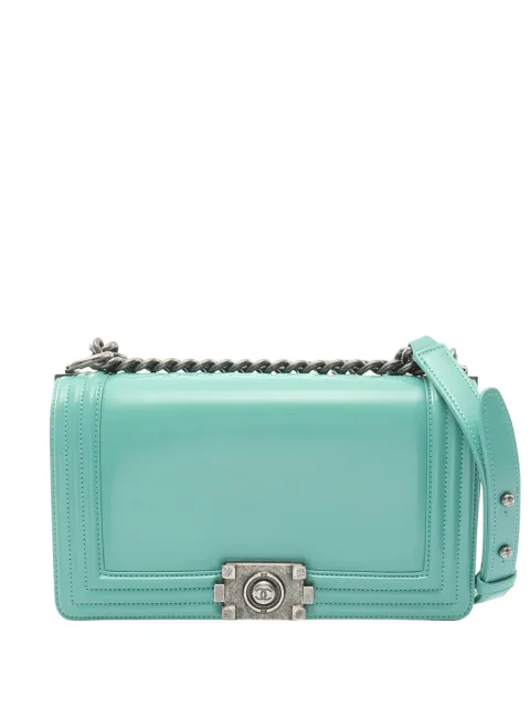 CHANEL Pre-Owned 2015-2016 Old Medium Calfskin Boy Flap shoulder bag Green 1OW6MJ00RT7VS1I4
