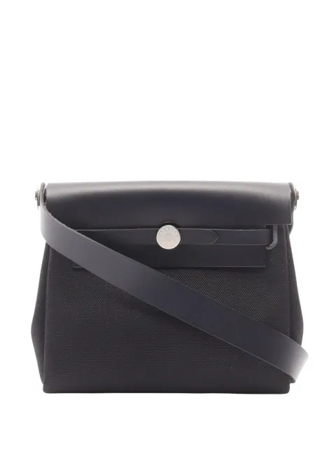 Hermès Pre-Owned 2025 Military Toile and Vache Hunter Herbag Zip 20 crossbody bag Black AJU92F69JQ08W1VR