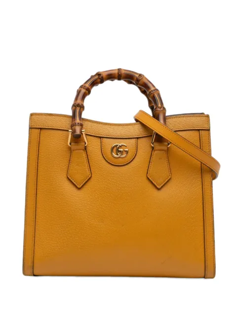 Gucci Pre-Owned 2016-2026 Medium Leather Bamboo Diana satchel Yellow 9UW7DI9YMJN7O7A9