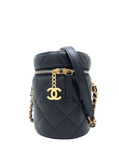 CHANEL Pre-Owned 2021-2026 Small Quilted Lambskin Side Note Vanity Case crossbody bag Black OG9AO9Y2OEC96KWA