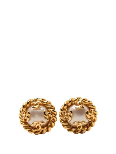 CHANEL Pre-Owned 1995 CC Gold Plated Faux Pearl Clip On Earrings costume earrings White CY7CYERV64K58PZ4