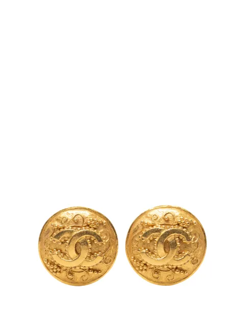 CHANEL Pre-Owned 1996 CC Gold Plated Grapevine Round Clip On Earrings costume earrings Gold IYN0E3IP2F83Z6YB