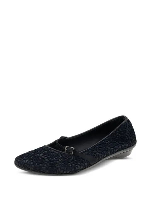 Ferragamo Pre-Owned lace strap ballet flats Black 596481