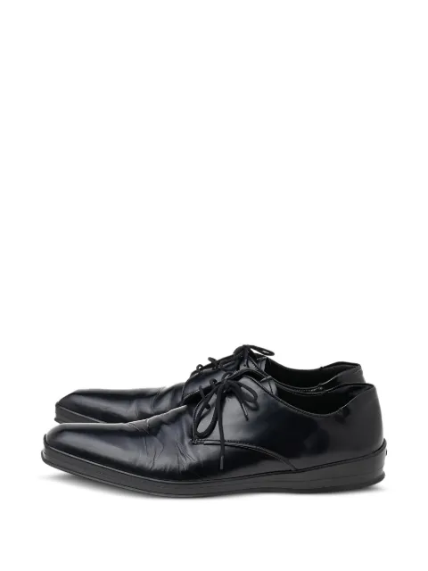 Prada Pre-Owned patent leather oxford shoes Black 541479
