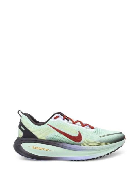 Nike Vomero 18 SE road running shoes Green IW1250