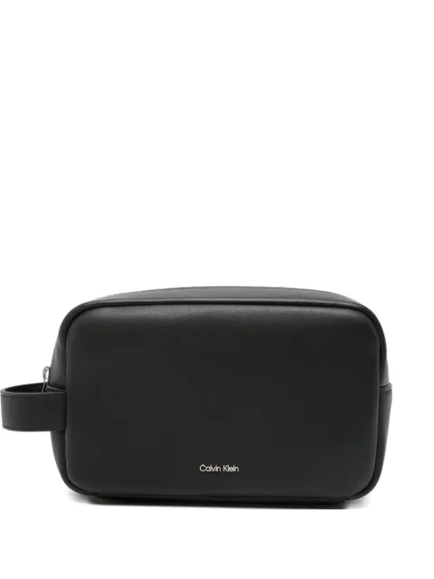 Calvin Klein logo-print wash bag Black LV04D1227GUB1