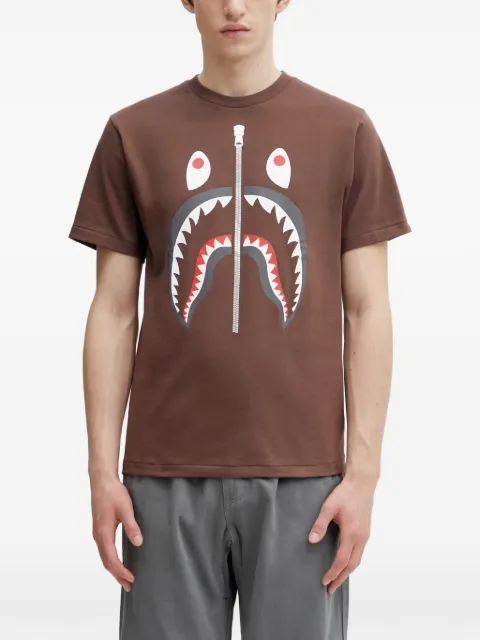 A BATHING APE® Shark graphic-print T-shirt Brown 001TEL801003MBRN