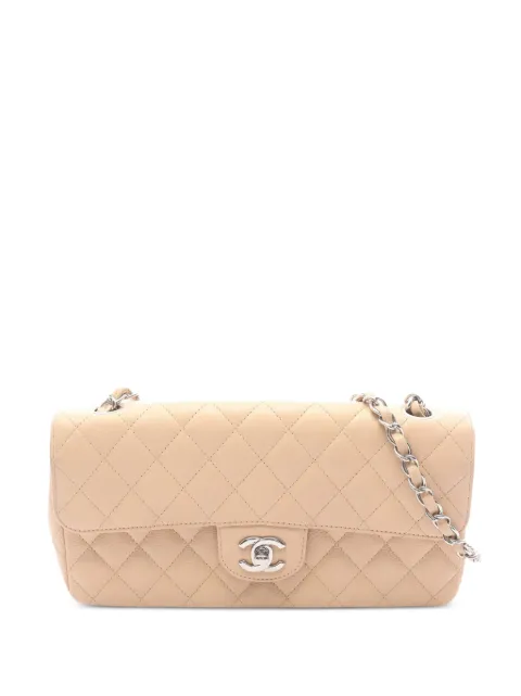 CHANEL Pre-Owned 2009-2010 matelassé Caviar shoulder bag Neutrals 107050213882208