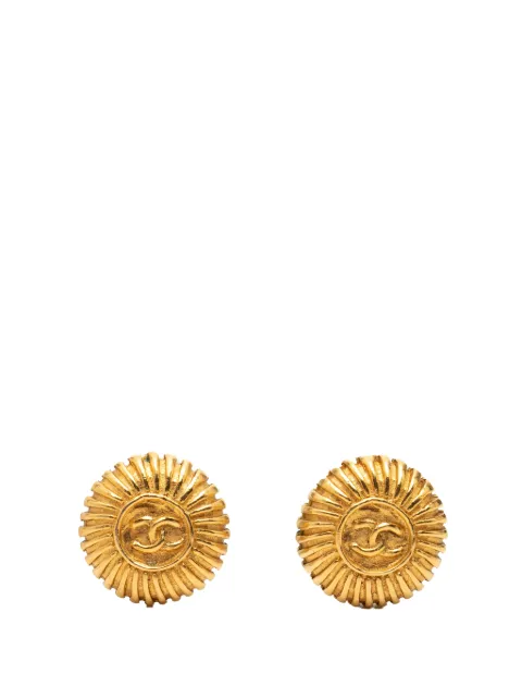 CHANEL Pre-Owned 1970-1980 Gold Plated CC Sunburst Clip On Earrings costume earrings Gold 07PYQZA9T18EDF0U