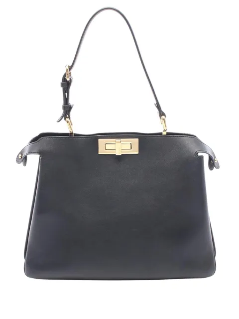 Fendi Pre-Owned 2010-2026 Medium Leather Iconic Essentially Peekaboo satchel Black GSCLGQZFGE4JTGOC