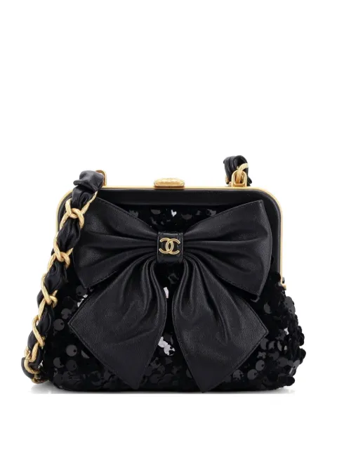 CHANEL Pre-Owned Bow Frame With Chain Sequin Embellished Tweed with Leather Mini clutch bag Black VPE0I2P2EKYODOHG