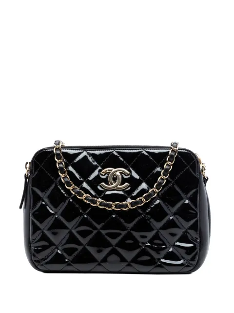 CHANEL Pre-Owned 2014-2015 CC Quilted Patent Double Zip Camera Bag shoulder bag Black PP6P0KOLK6SM1IYN