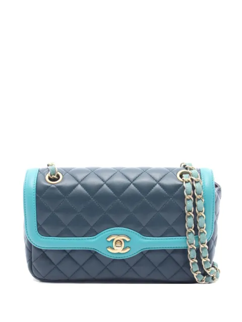 CHANEL Pre-Owned 2016-2017 quilted chain shoulder bag Green 106757023507573
