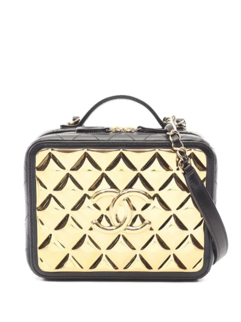 CHANEL Pre-Owned 2021s Matelassé vanity bag Black 1067610JELOUKEC
